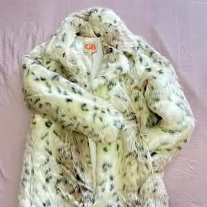 Gianni Bini faux fur coat